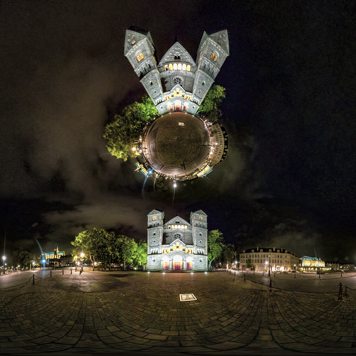 Temple neuf by night - 2022-10 - Florian Rudzinski